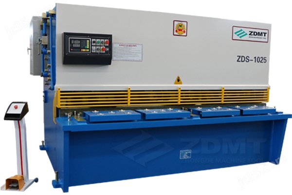 ZDS-1025 show .jpg